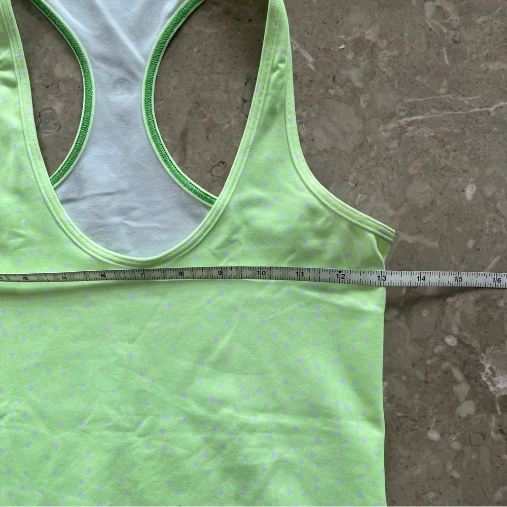 Lululemon green with polka dots. No size tag  see measurements - Picture 5 of 6